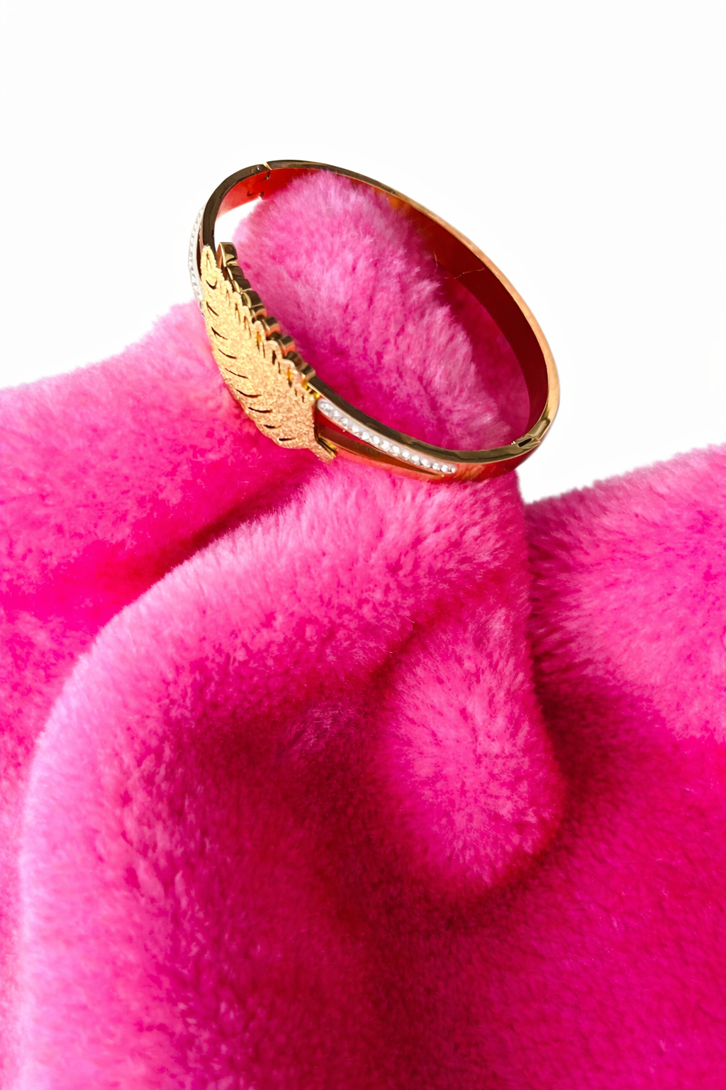 Eternal Leaf Anti-Tarnish Gold Bracelet