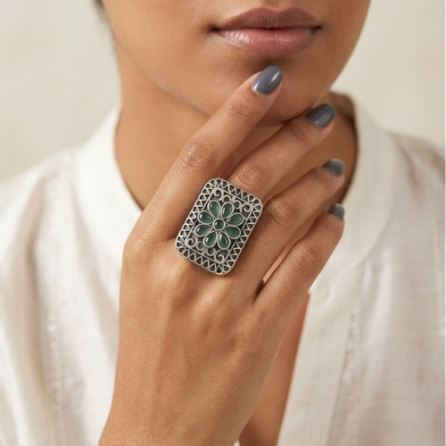 Emerald Floral Oxidised Statement Ring