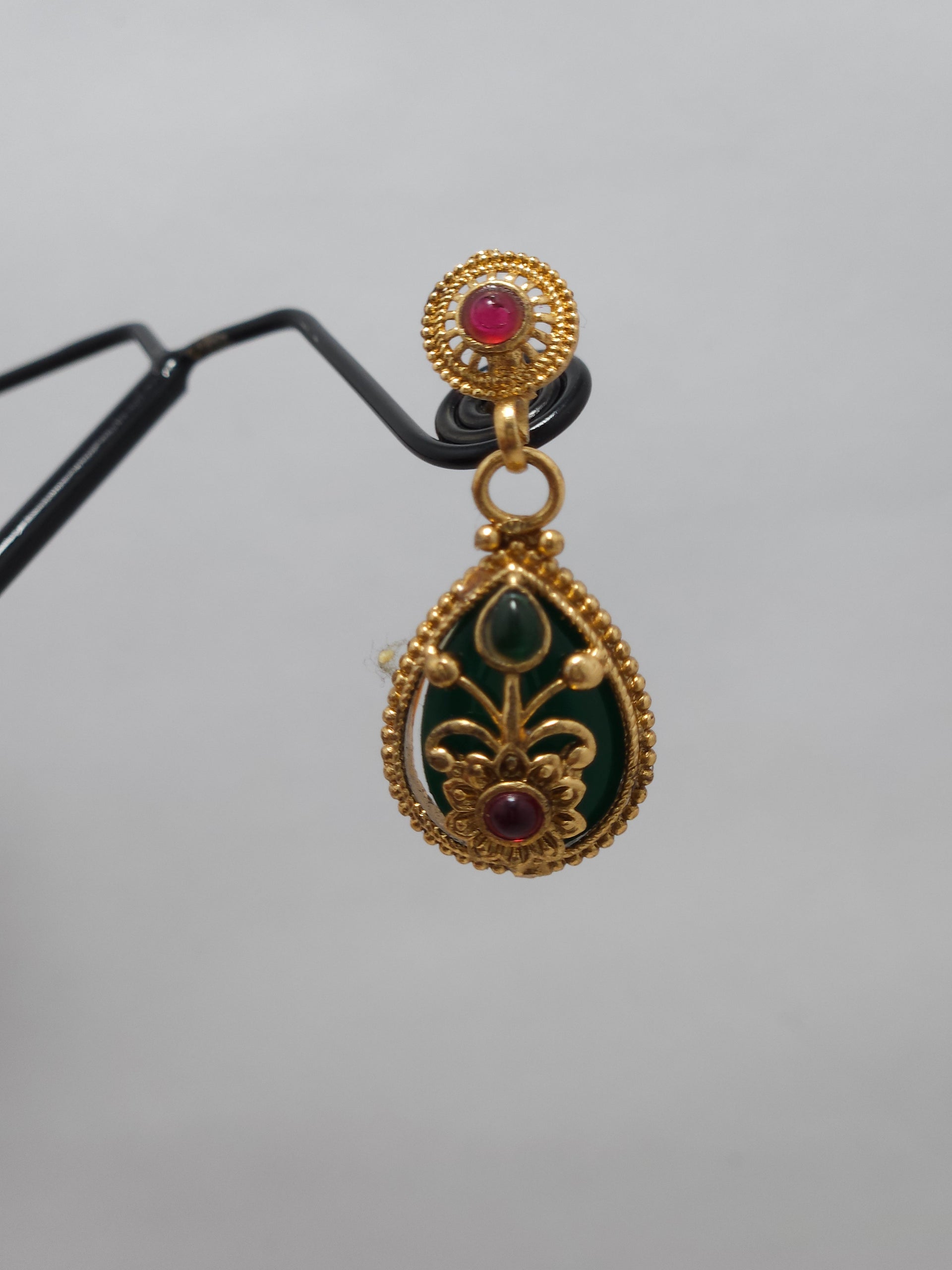 Traditional Temple Design Necklace Set with Matching Earrings