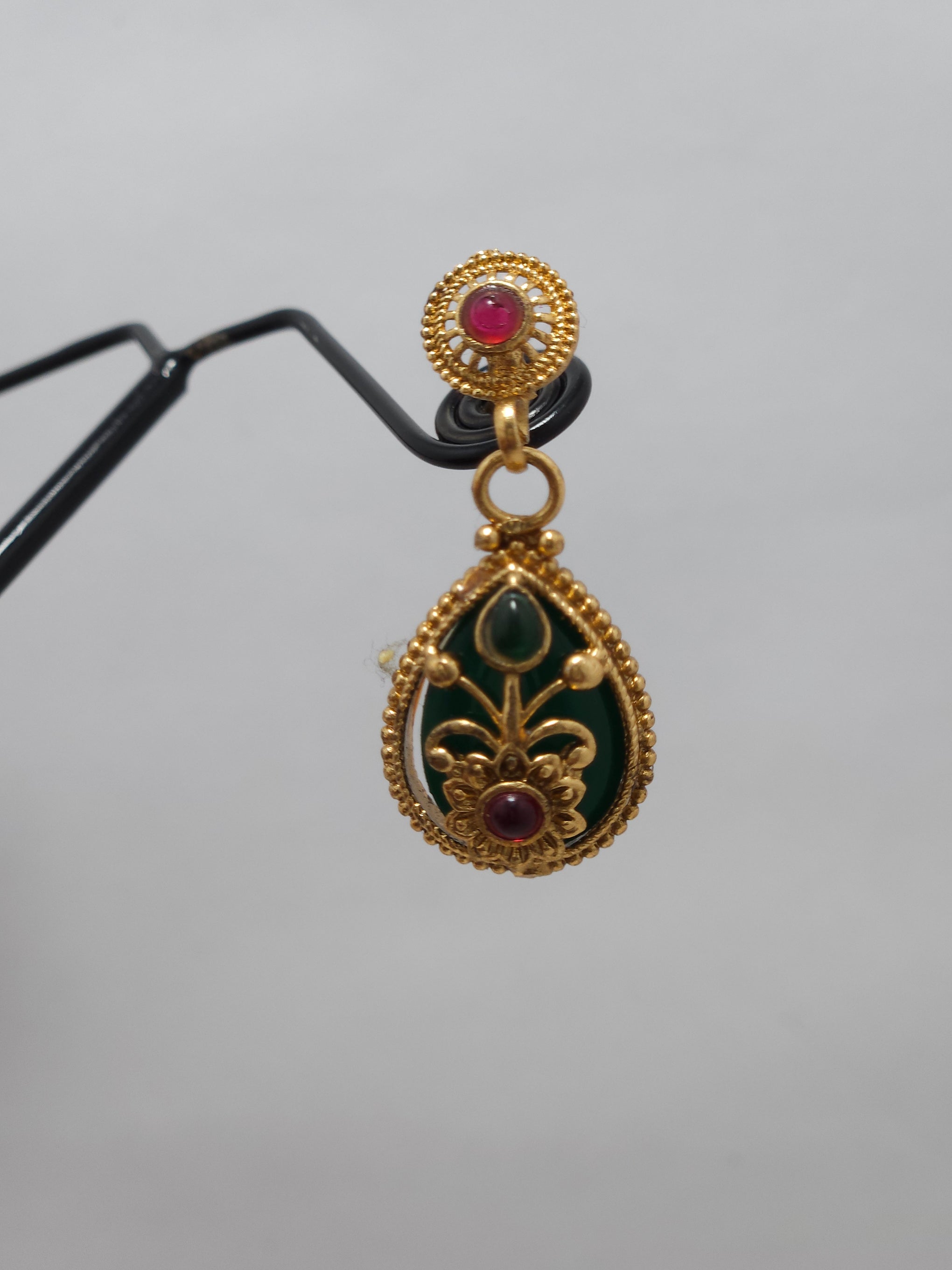 Traditional Temple Design Necklace Set with Matching Earrings