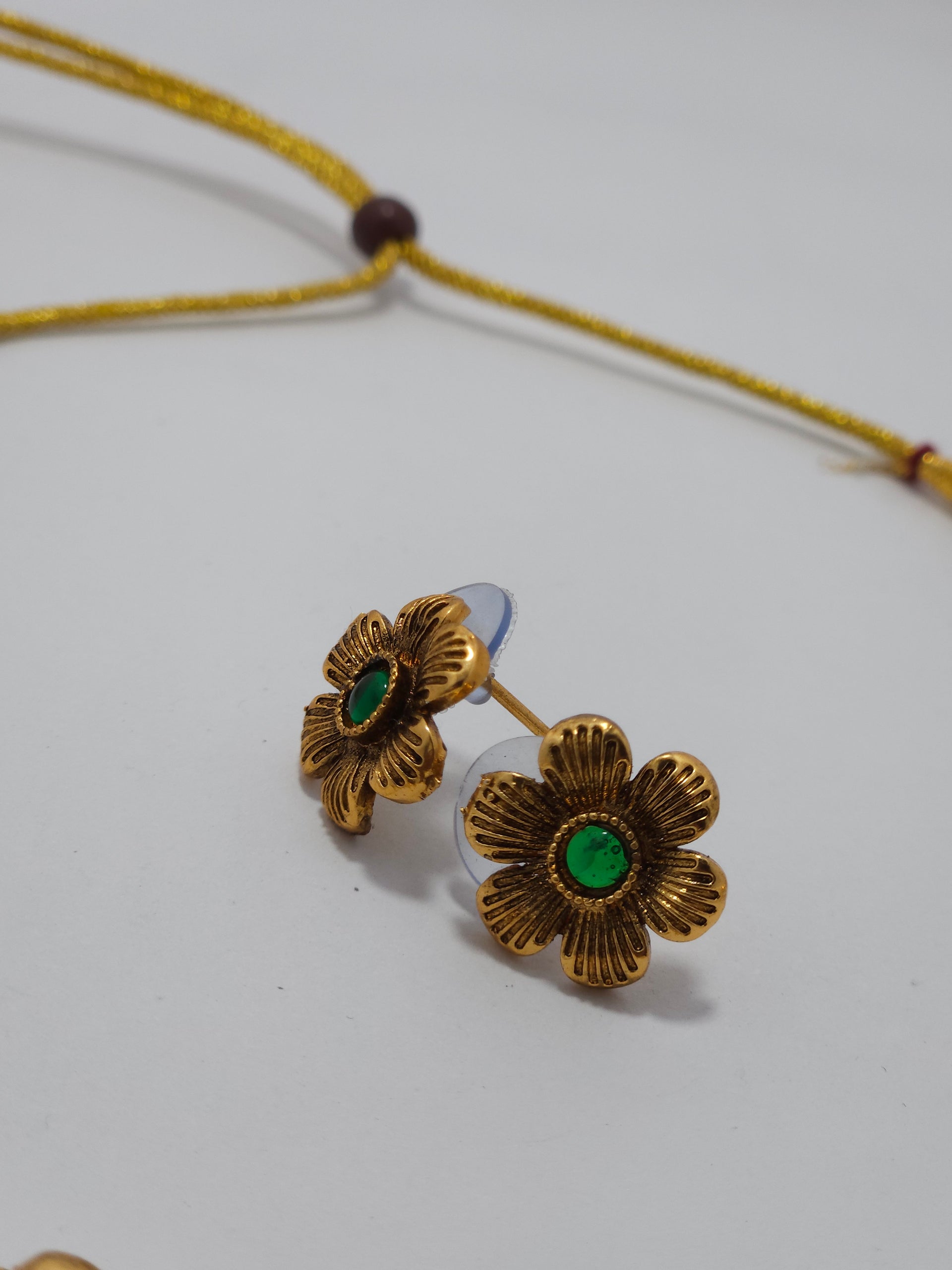 Emerald Green Floral Necklace Set