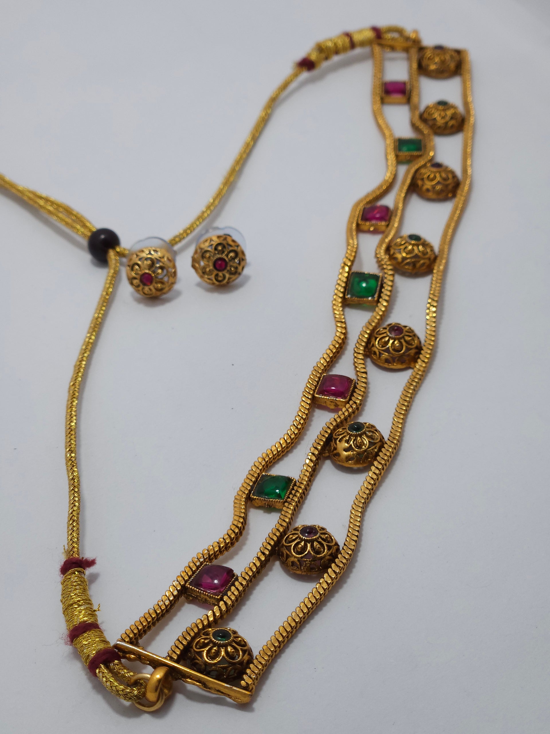 Traditional Gold-Tone Choker Necklace with Ruby & Emerald Accents