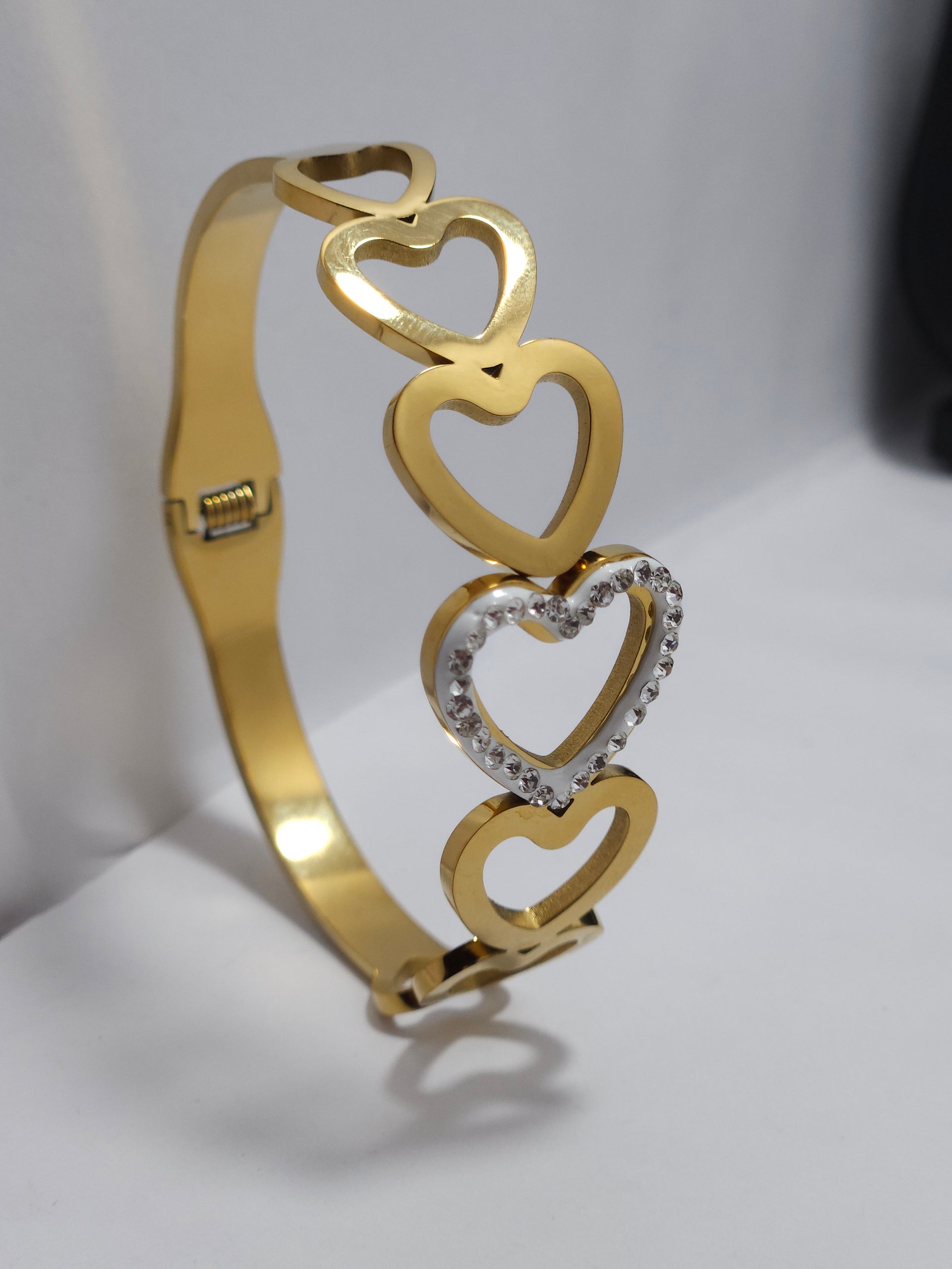 Crystal Heart Gold-Tone Open Cuff Bracelet – Romantic Charm Bangle
