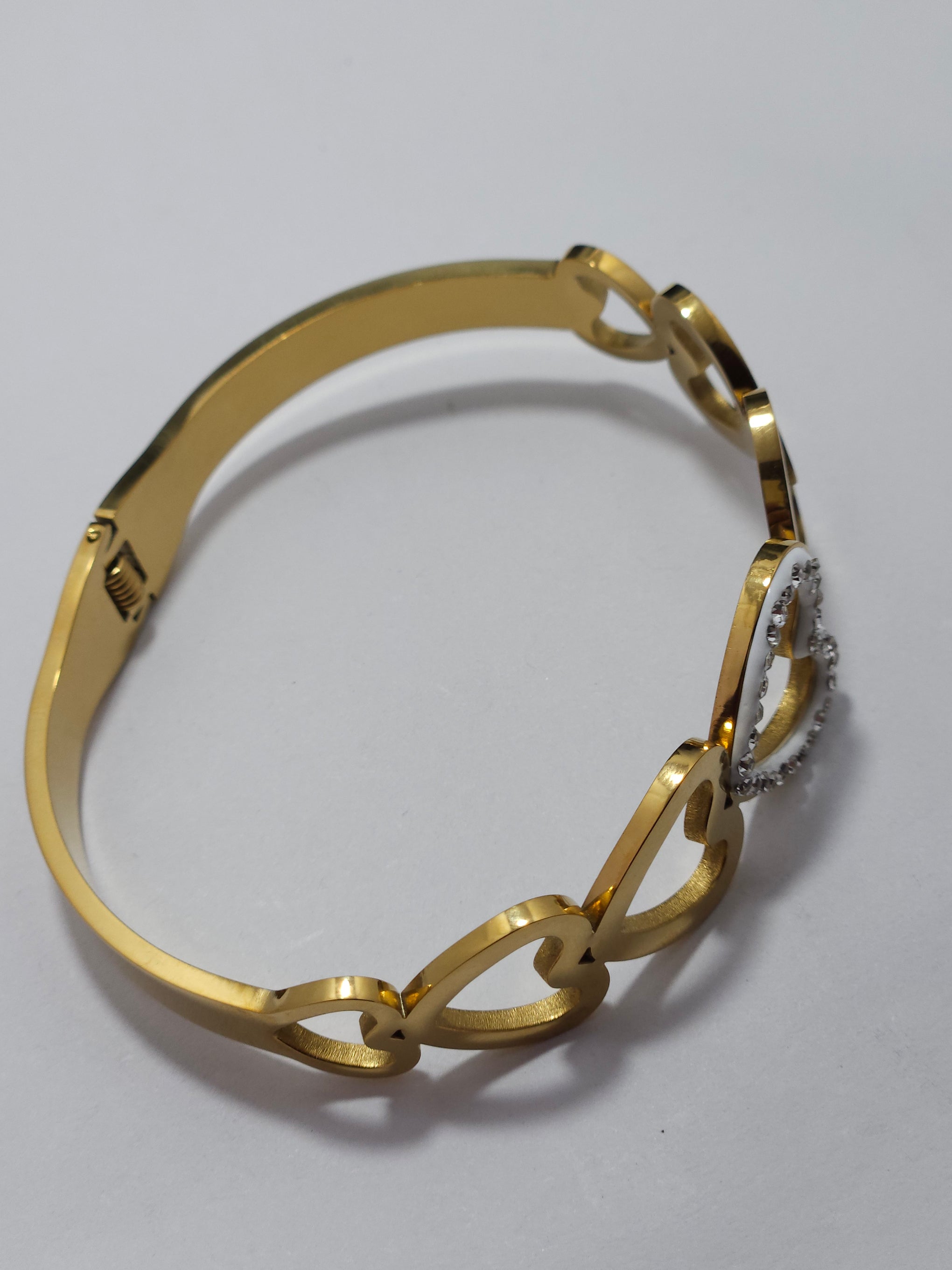 Crystal Heart Gold-Tone Open Cuff Bracelet – Romantic Charm Bangle