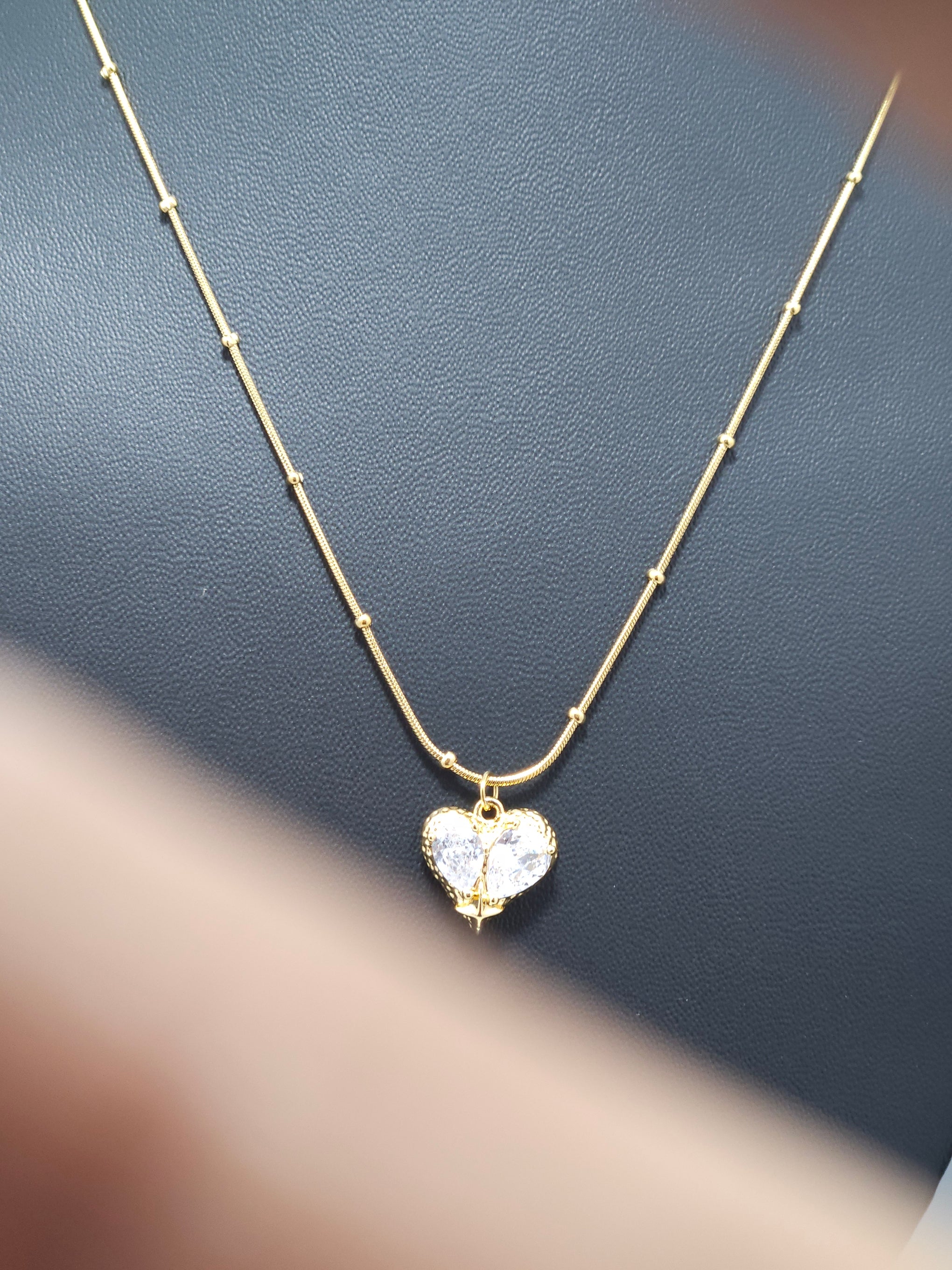 Crystal Heart Pendant Necklace – Gold-Tone Elegant Love Necklace