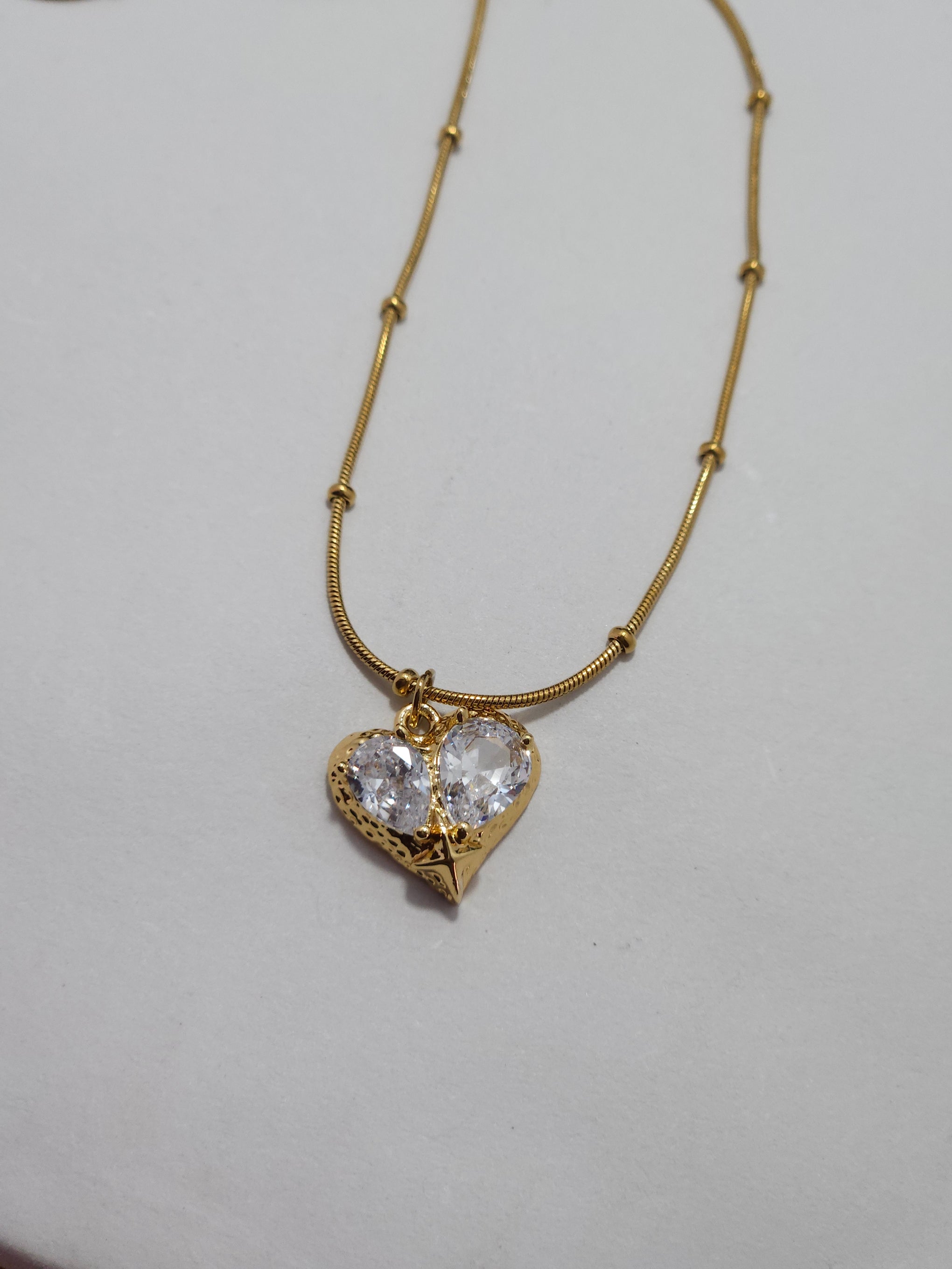 Crystal Heart Pendant Necklace – Gold-Tone Elegant Love Necklace