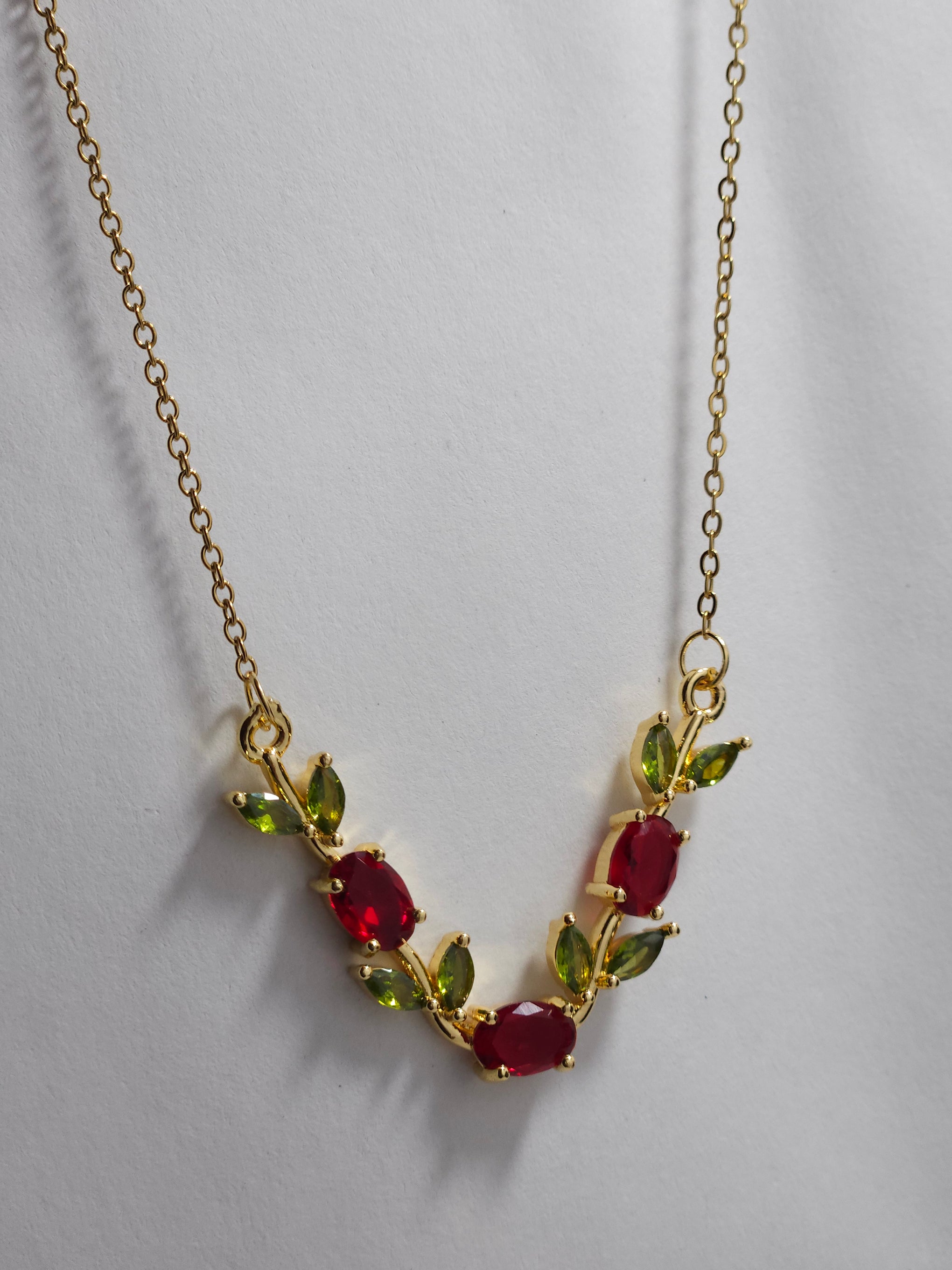 Leaf Elegance Necklace – Gold-Tone Floral Crystal Necklace