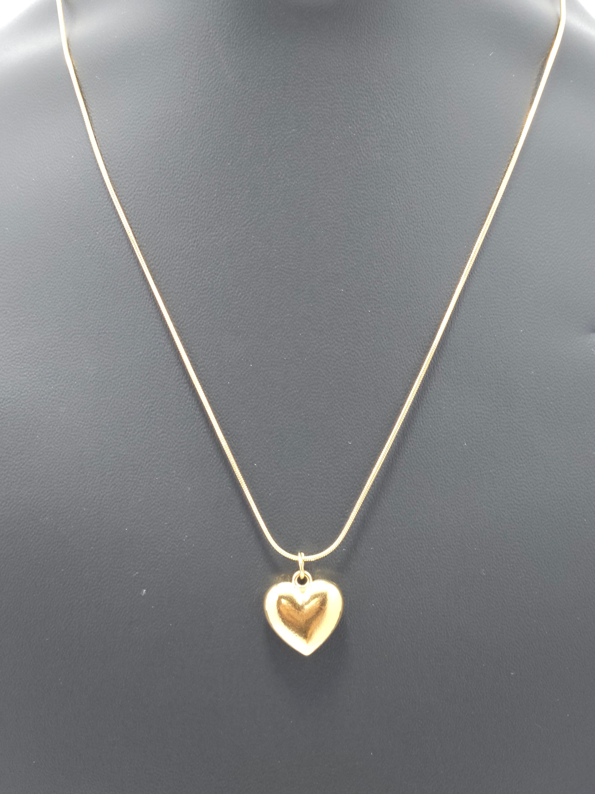 Golden Heart Pendant Necklace – Minimalist Love Charm Necklace