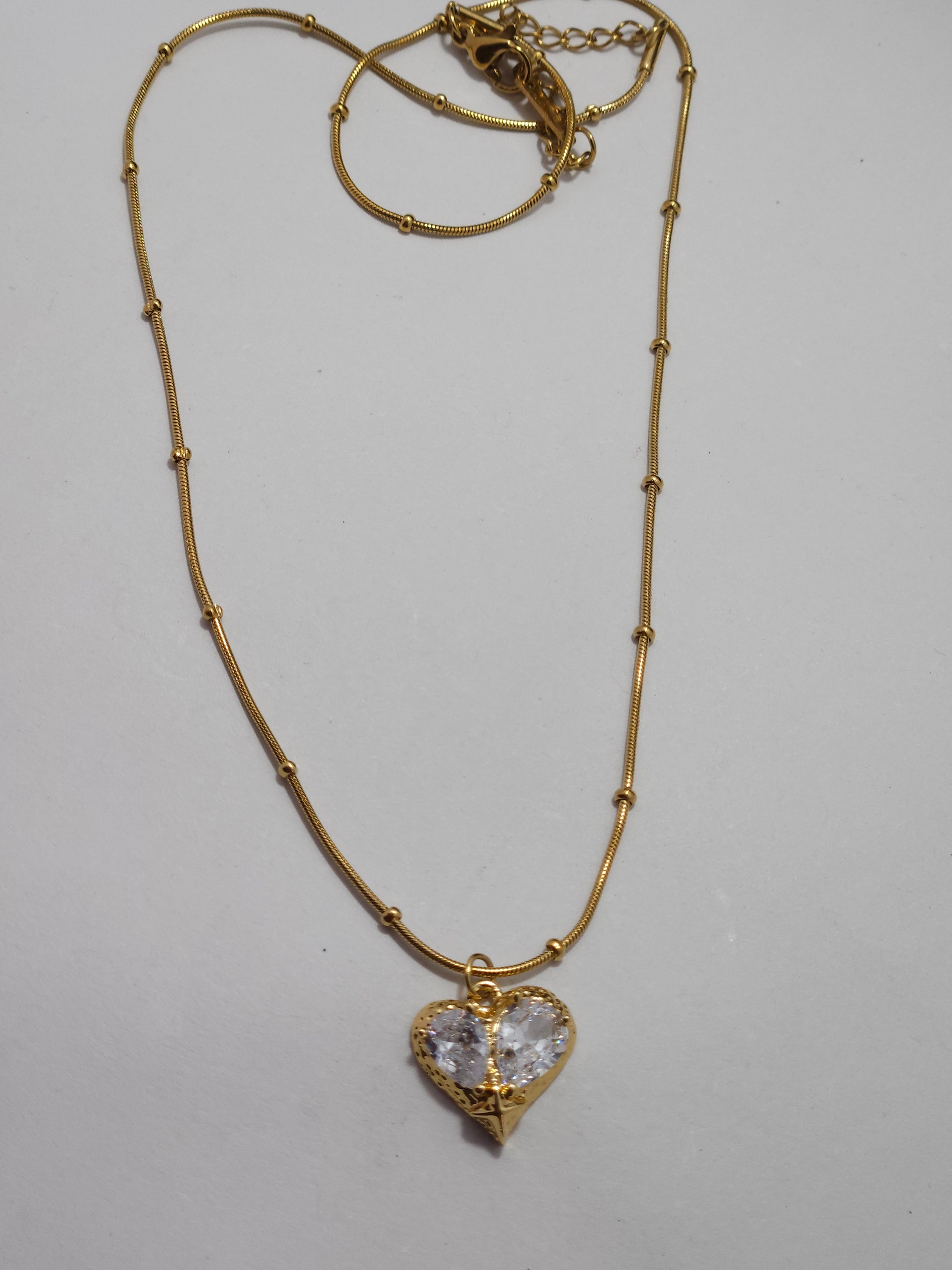 Crystal Heart Pendant Necklace – Gold-Tone Elegant Love Necklace