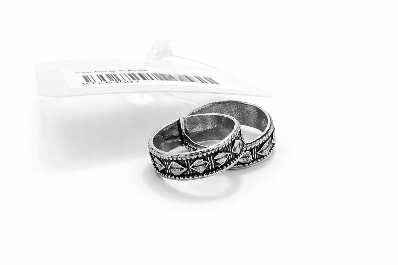 Oxidised Leaf Motif Adjustable Toe Rings (Pair)