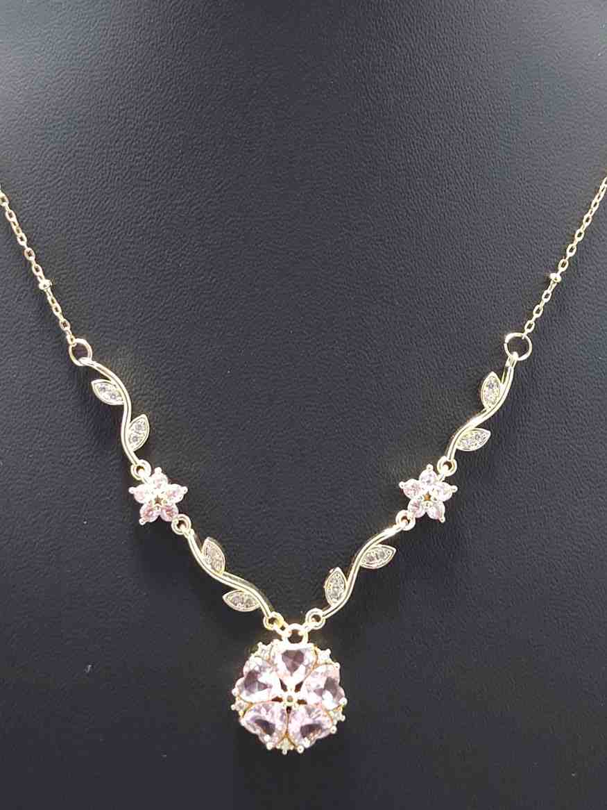 Floral Crystal Pendant Necklace – Gold-Tone Elegant Chain