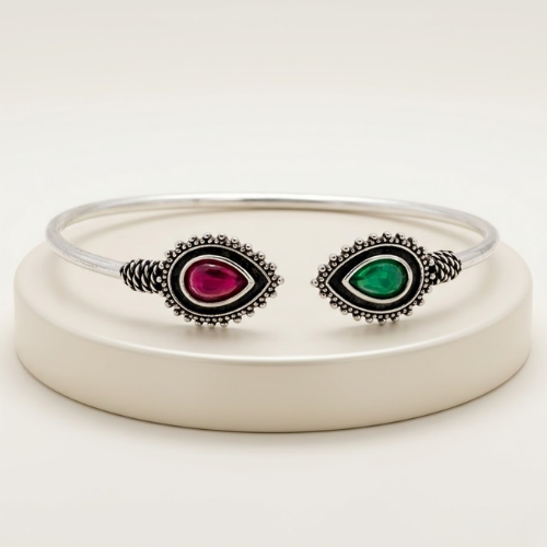 Royal Teardrop Oxidised Stone Cuff Bracelet