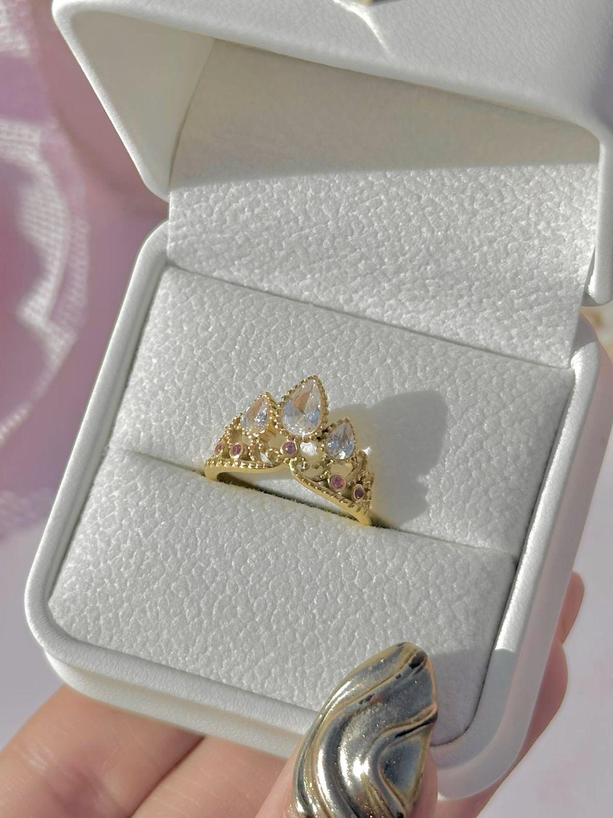 Royal Crown Crystal Ring – Gold-Tone Princess Tiara Ring