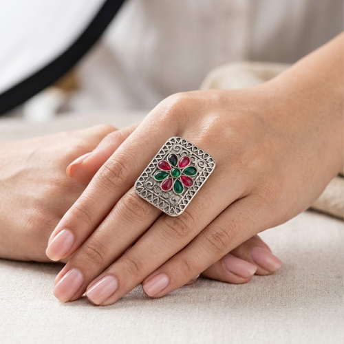 Emerald Floral Oxidised Statement Ring